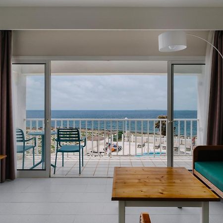 AluaSun Far Menorca Aparthotel S'Algar Bagian luar foto