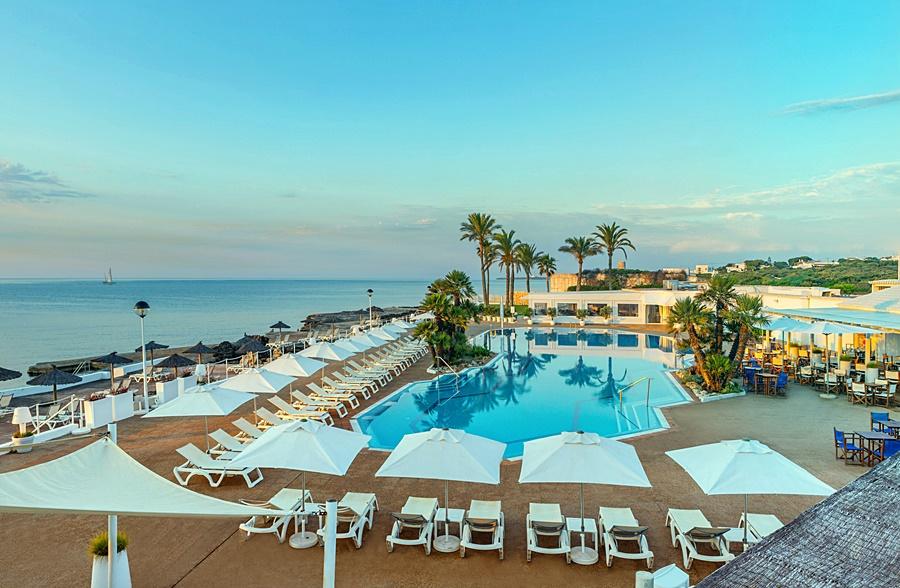 AluaSun Far Menorca Aparthotel S'Algar Bagian luar foto