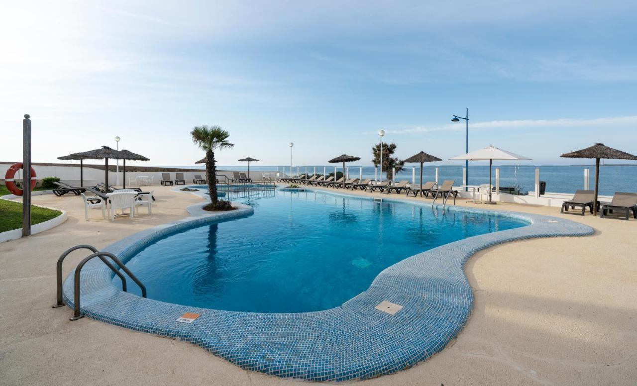 AluaSun Far Menorca Aparthotel S'Algar Bagian luar foto