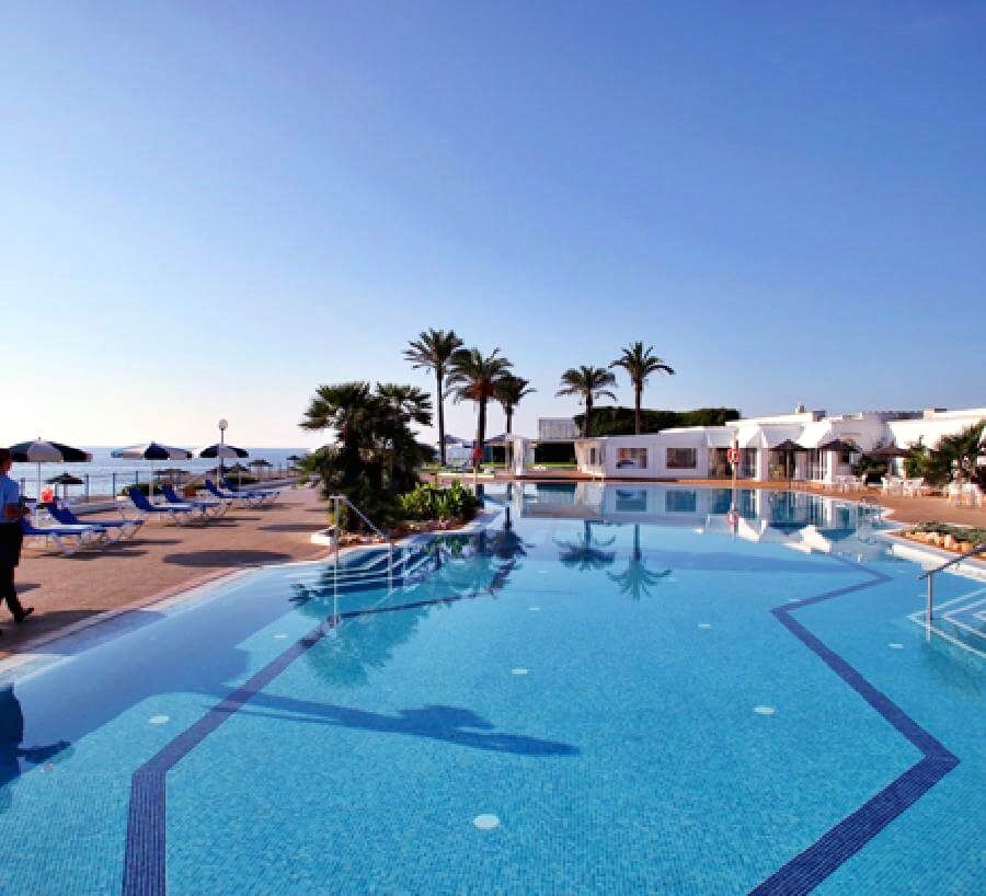 AluaSun Far Menorca Aparthotel S'Algar Bagian luar foto