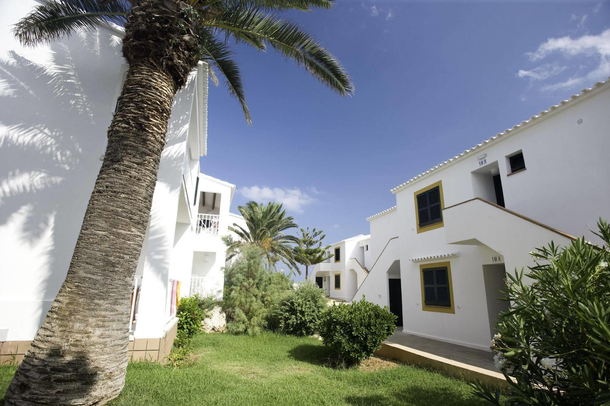 AluaSun Far Menorca Aparthotel S'Algar Bagian luar foto