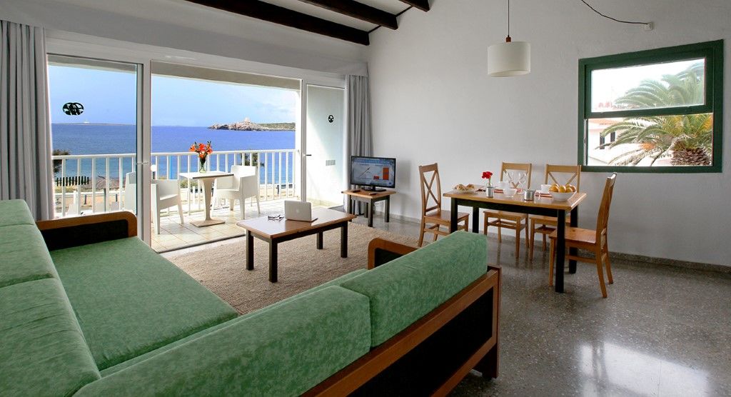 AluaSun Far Menorca Aparthotel S'Algar Bagian luar foto